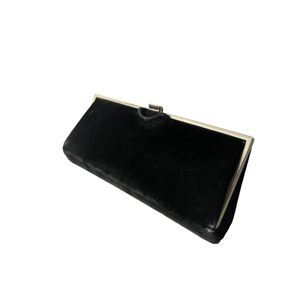Vintage Women's Black Velvet with Silvertone Frame Purse Clutch Elegant
